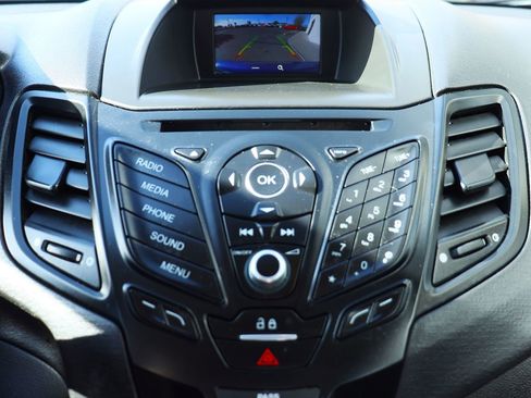 Used 2018 Ford Fiesta SE image 46