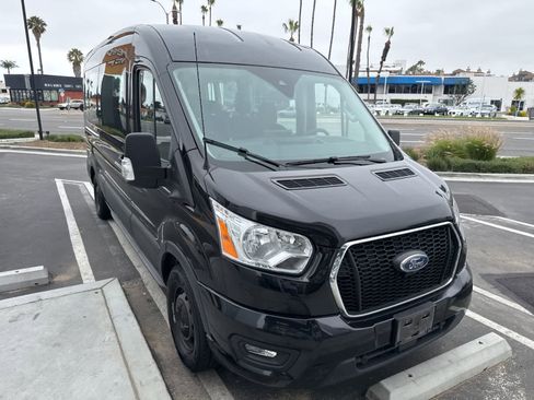 Used 2022 Ford Transit 350 XLT RWD image 5