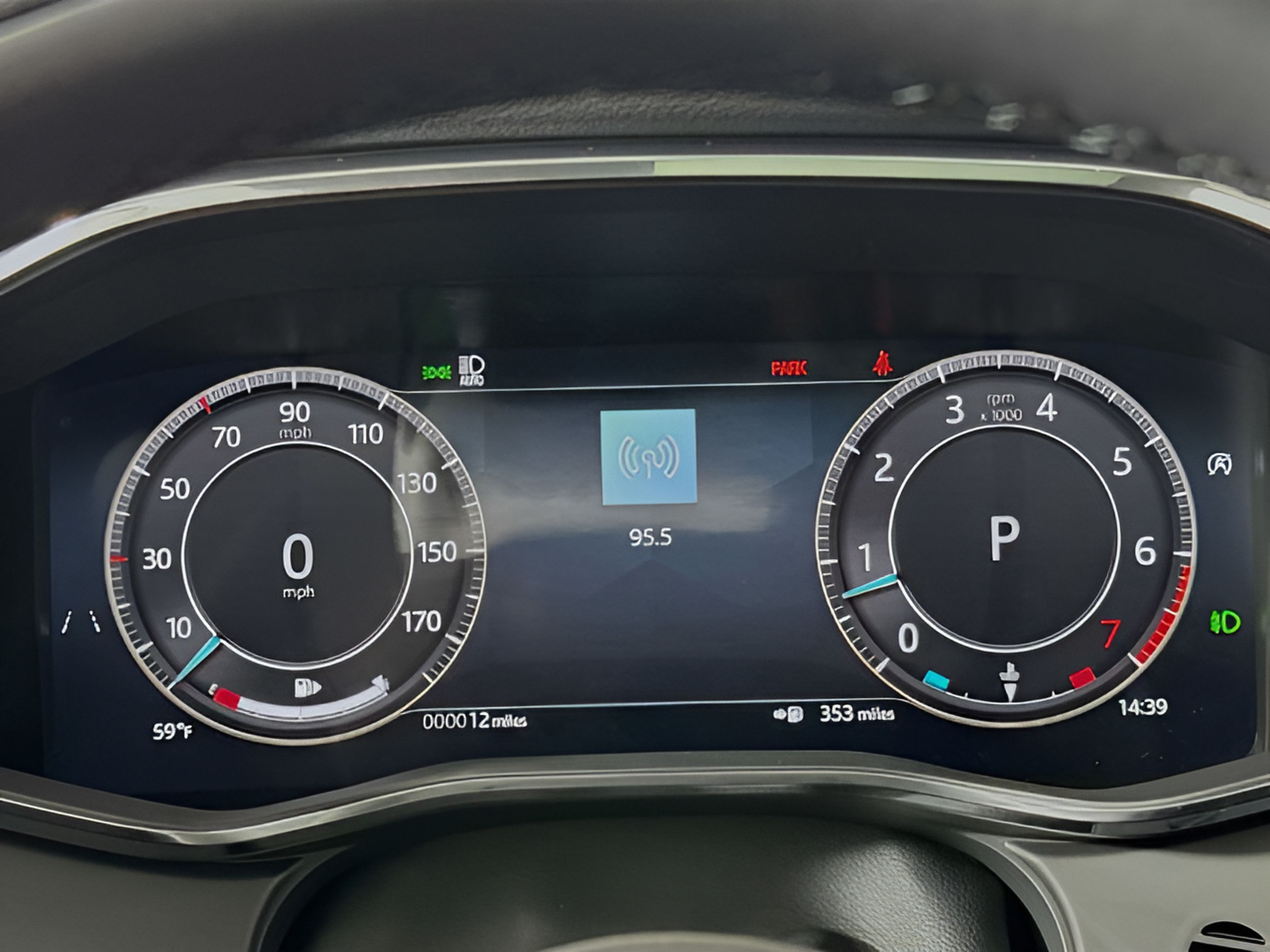 Used 2026 Jaguar F-PACE R-Dynamic S AWD/4WD image 13