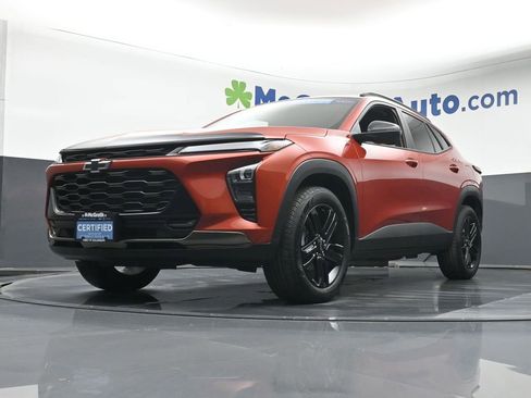 Certified 2024 Chevrolet Trax ACTIV w/ Driver Confidence Package image 6