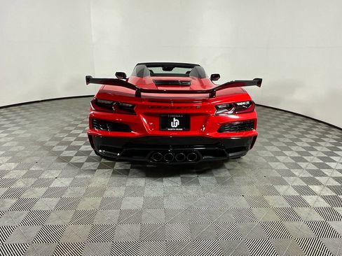 Used 2025 Chevrolet Corvette Z06 w/ Z07 Performance Package image 8