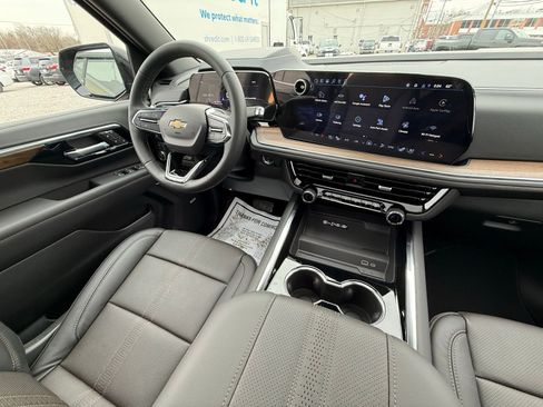 New 2026 Chevrolet Tahoe High Country w/ Sun And Tow Package image 35