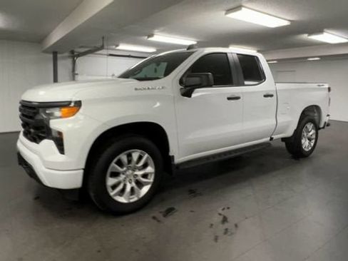 Certified 2023 Chevrolet Silverado 1500 Custom AWD/4WD image 4