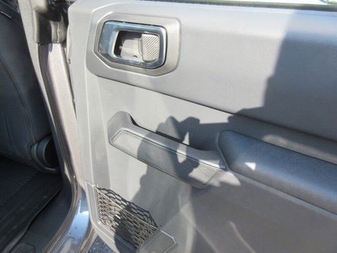 New 2025 Ford Bronco 4-Door image 20