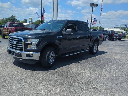 Used 2015 Ford F150 XLT w/ Equipment Group 301A Mid AWD/4WD image 5
