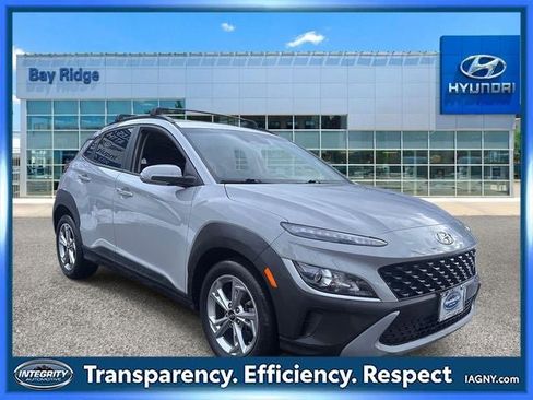 Used 2023 Hyundai Kona SEL image 1