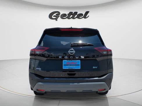 Certified 2023 Nissan Rogue SV FWD image 6