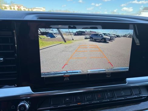 New 2026 GMC Sierra 1500 Elevation image 12