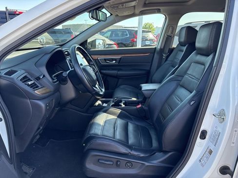 Used 2018 Honda CR-V Touring image 17