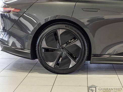 Used 2024 Lucid Air Touring image 13