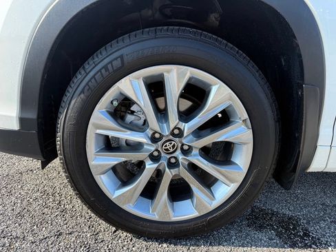 Used 2016 Toyota Highlander Limited FWD image 21