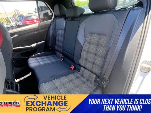 Used 2024 Volkswagen GTI SE FWD image 22