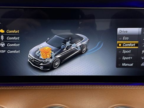 Used 2019 Mercedes-Benz S 560 Cabriolet image 30