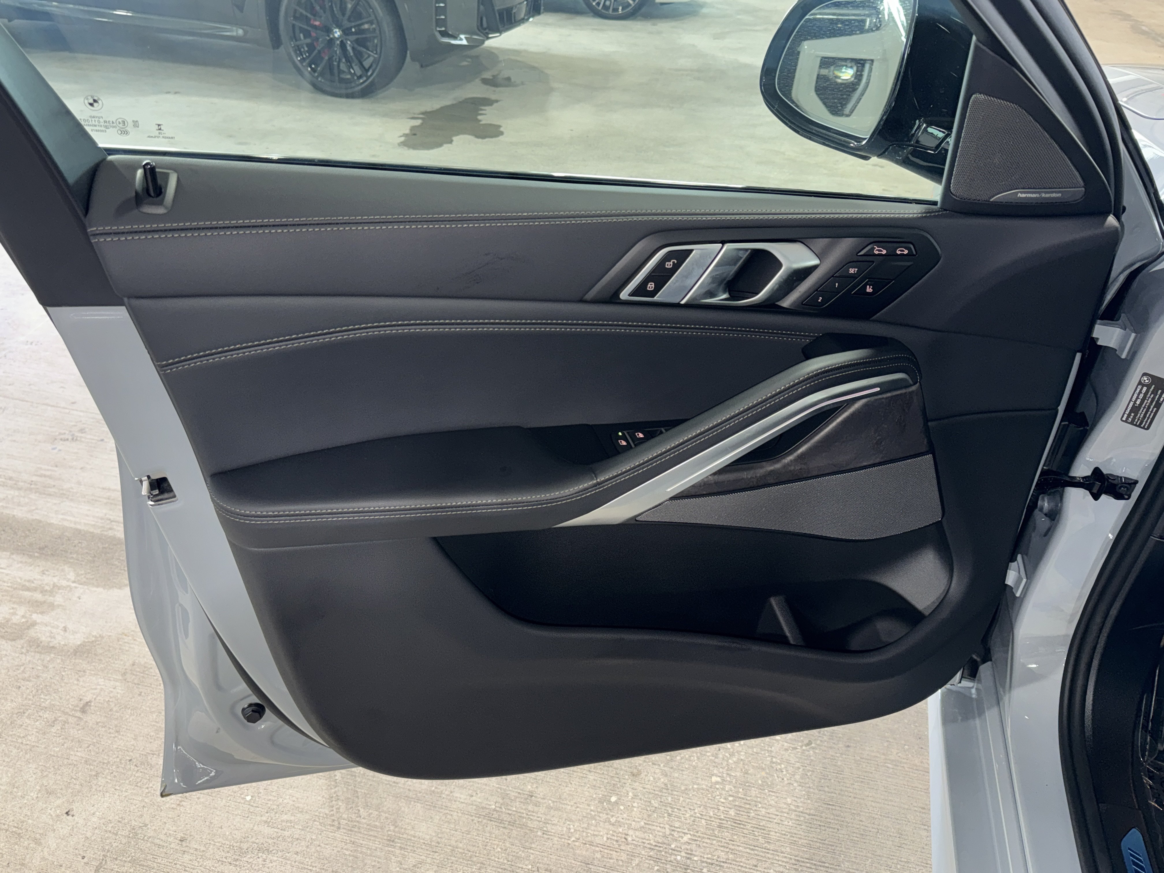 New 2027 BMW X6 xDrive40i AWD/4WD image 13