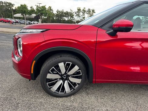 New 2025 Mitsubishi Outlander SEL FWD image 12
