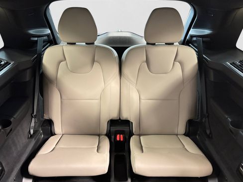 Used 2026 Volvo XC90 B6 Plus AWD/4WD image 29
