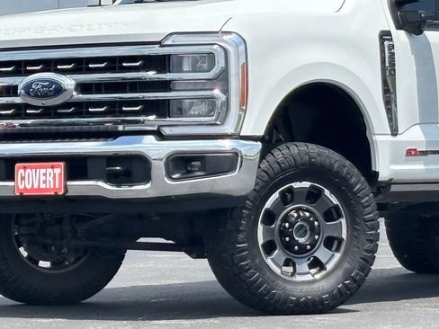 Used 2023 Ford F250 Lariat w/ Tremor Off-Road Package AWD/4WD image 2