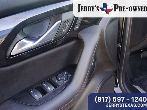 Used 2021 Chevrolet Blazer RS w/ Enhanced Convenience Package image 18