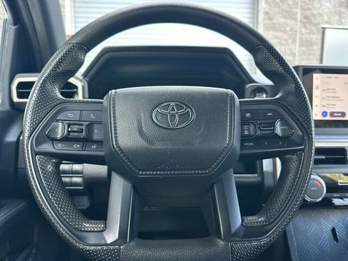 Used 2024 Toyota Tacoma SR5 AWD/4WD image 25