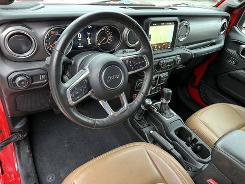 Used 2023 Jeep Wrangler Unlimited Rubicon w/ Steel Bumper Group AWD/4WD image 15