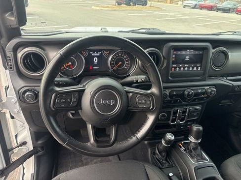 Used 2022 Jeep Gladiator Sport image 58