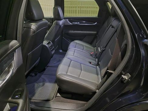 Used 2022 Cadillac XT5 Premium Luxury image 15