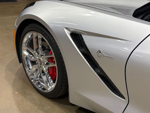 Used 2016 Chevrolet Corvette Stingray Convertible w/ 3LT Preferred Equipment Group RWD image 90