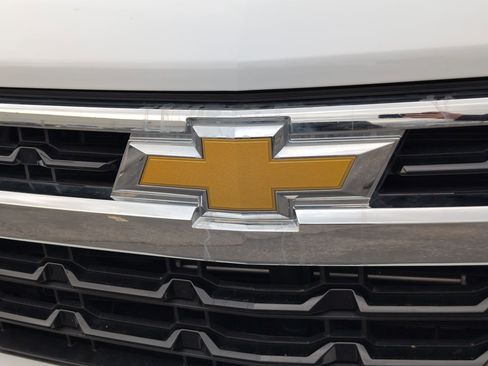 Used 2024 Chevrolet Silverado 1500 LT image 13