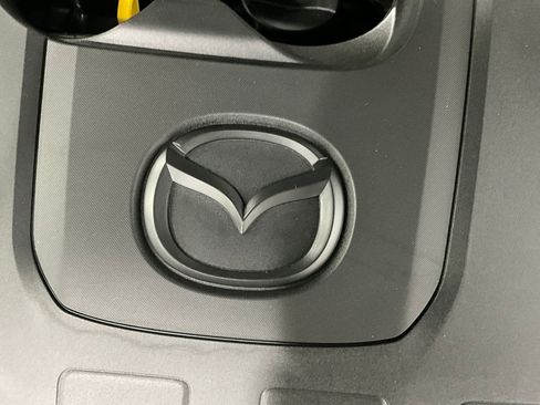 Used 2025 MAZDA CX-5 Carbon Edition image 29