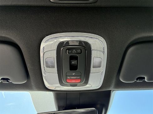 Used 2025 Hyundai Elantra N image 27