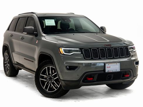 Used 2021 Jeep Grand Cherokee Trailhawk w/ Trailhawk Luxury Group image 1