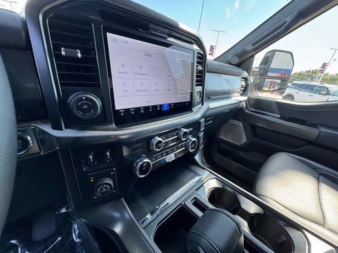 Used 2025 Ford F150 Lariat w/ Equipment Group 501A Mid AWD/4WD image 14