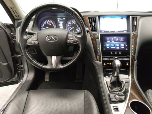 Used 2017 INFINITI Q50 3.0t Premium w/ Driver Assistance Package image 22