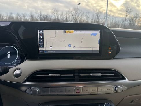 Used 2020 Hyundai Palisade Limited image 24