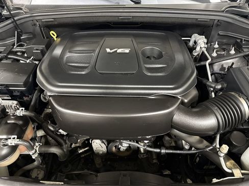 Used 2017 Jeep Grand Cherokee Limited w/ Luxury Group II image 26