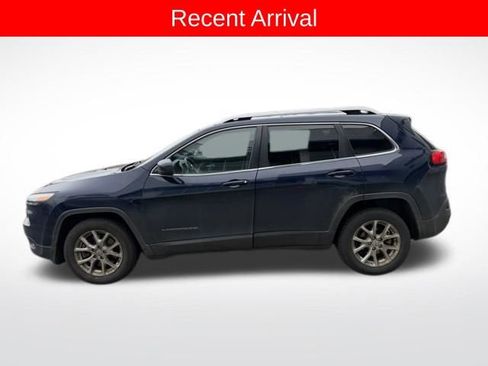 Used 2015 Jeep Cherokee Latitude w/ Cold Weather Group image 3