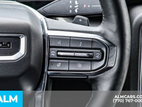 Used 2025 GMC Yukon Denali AWD/4WD image 38