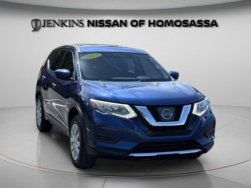 Used 2017 Nissan Rogue S image 15