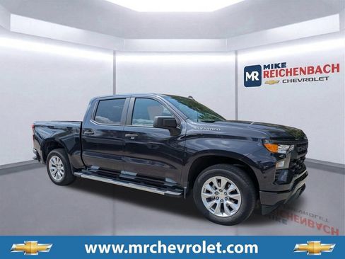 Used 2023 Chevrolet Silverado 1500 Custom RWD image 1