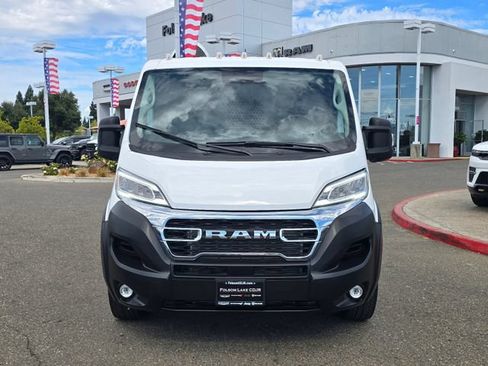 Used 2025 RAM ProMaster 2500 w/ Quick Order Package 22G SLT FWD image 2