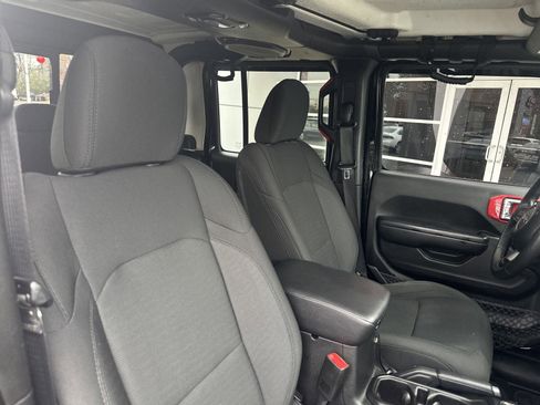 Used 2020 Jeep Gladiator Sport w/ Quick Order Package 24S image 31