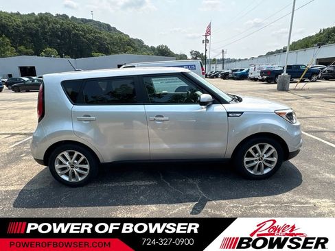Used 2019 Kia Soul + w/ Audio Package FWD image 6