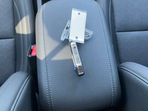 Certified 2025 Kia Seltos SX image 30