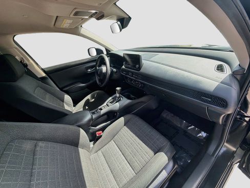 Certified 2023 Honda HR-V LX image 31