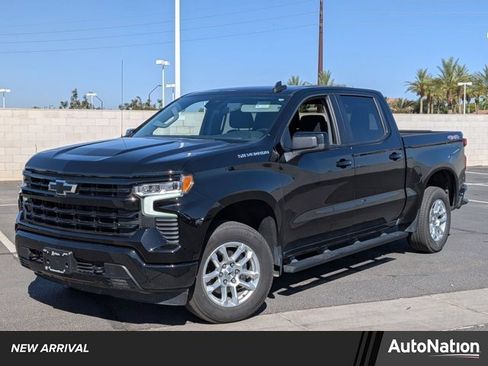 Used 2022 Chevrolet Silverado 1500 RST image 1
