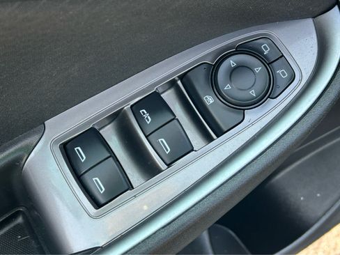 Used 2025 Chevrolet Malibu LT FWD image 14