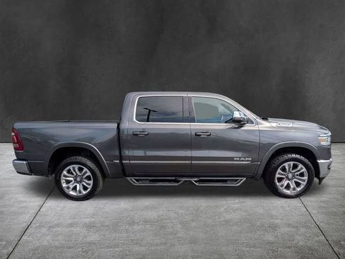 Used 2024 RAM 1500 Limited AWD/4WD image 4