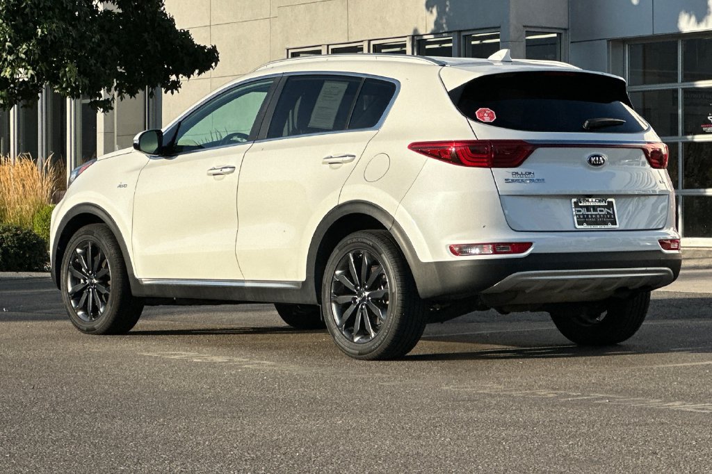 Used 2019 Kia Sportage EX w/ EX Sport Appearance Package AWD/4WD image 9