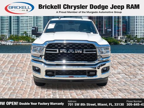 Used 2024 RAM 3500 Big Horn AWD/4WD image 2
