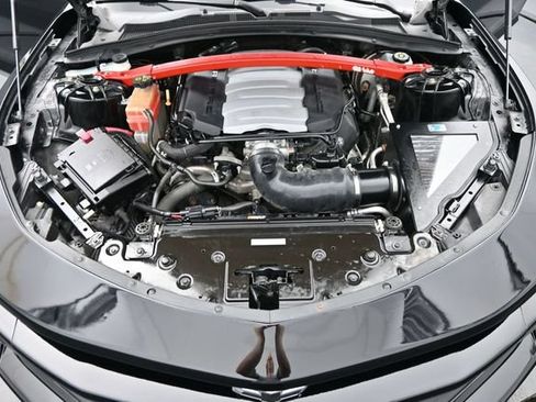 Used 2020 Chevrolet Camaro SS RWD image 33